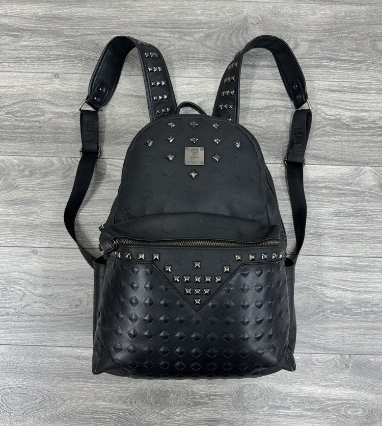 MCM Stark Backpack Visetos Studs Large Capacity Leather Black