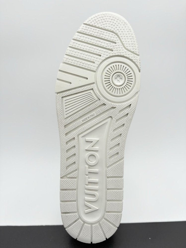 Louis Vuitton Trainer ' White Black Recycled ' UK 10