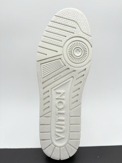 Louis Vuitton Trainer ' White Black Recycled ' UK 10