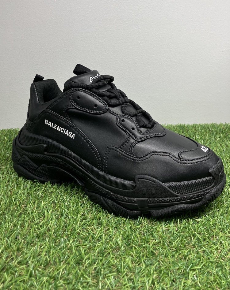 Balenciaga Triple S ' Black ' UK 8