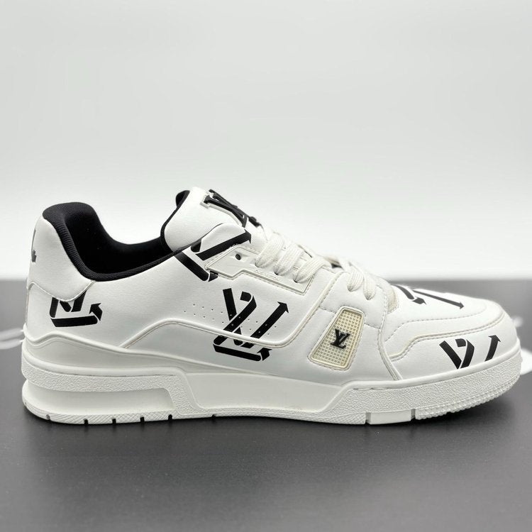 Louis Vuitton Trainer ' White Black Recycled ' UK 10