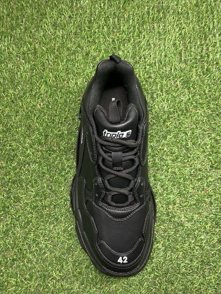 Balenciaga Triple S ' Black ' UK 8