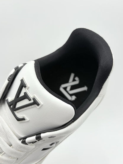 Louis Vuitton Trainer ' White Black Recycled ' UK 10