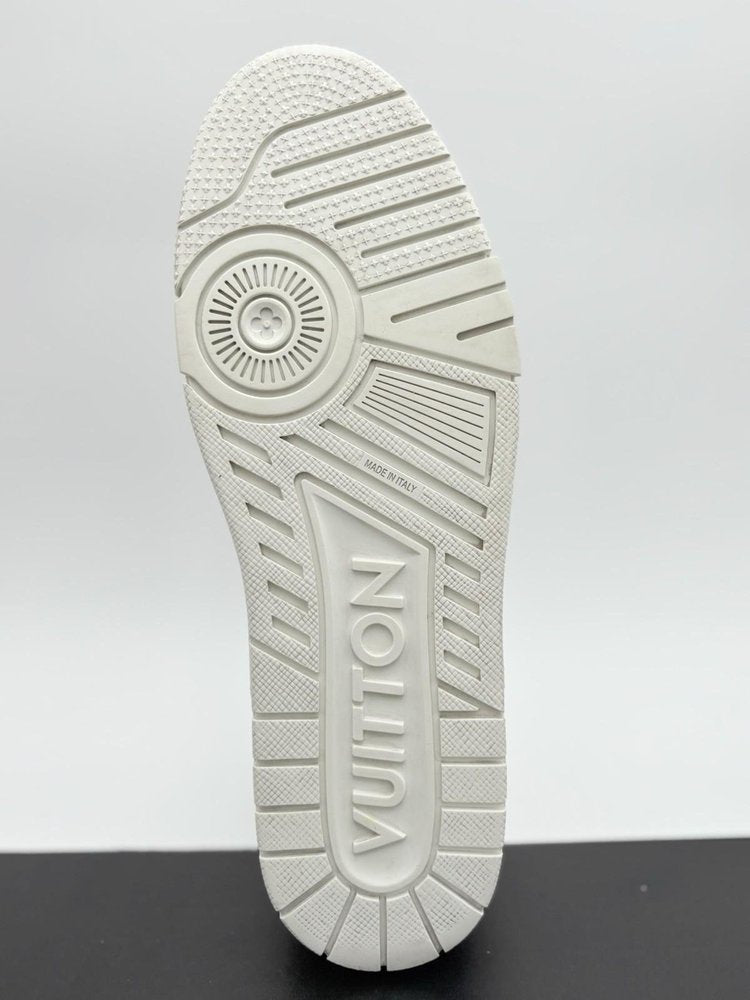 Louis Vuitton Trainer ' White Black Recycled ' UK 10