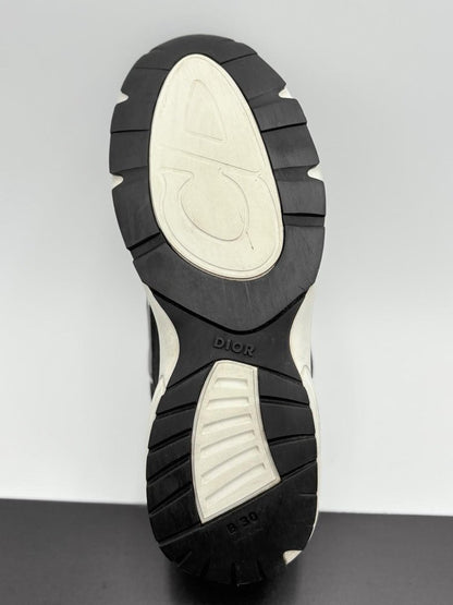 Dior B30 ' Black White ' UK 10