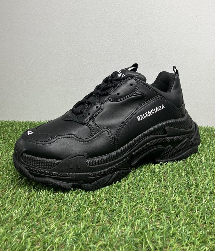 Balenciaga Triple S ' Black ' UK 8