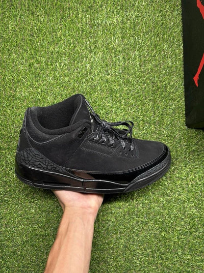 Air Jordan 3 Retro 2025 Black Cat  UK 8.5