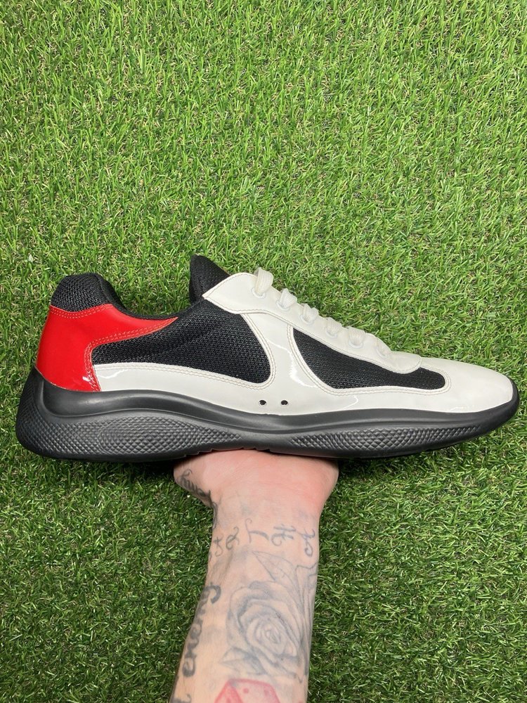 Prada Americas Cup ' Black, White, Red ' UK 10