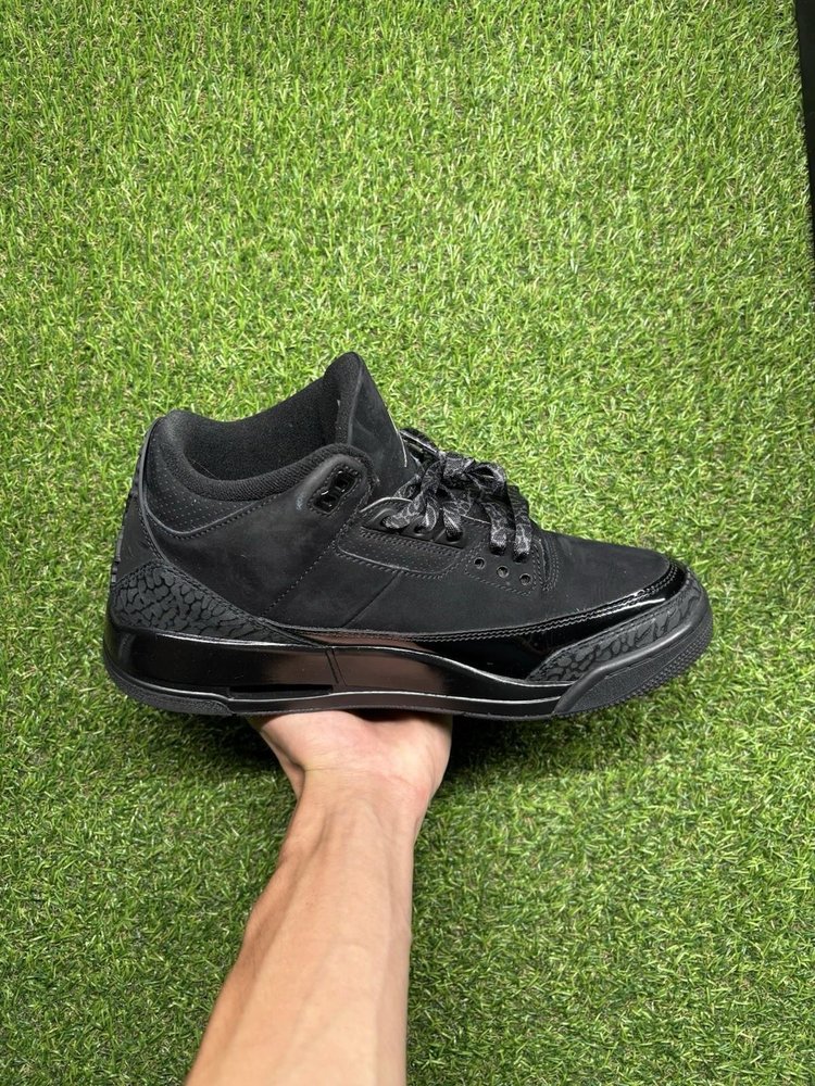 Air Jordan 3 Retro 2025 Black Cat  UK 8.5
