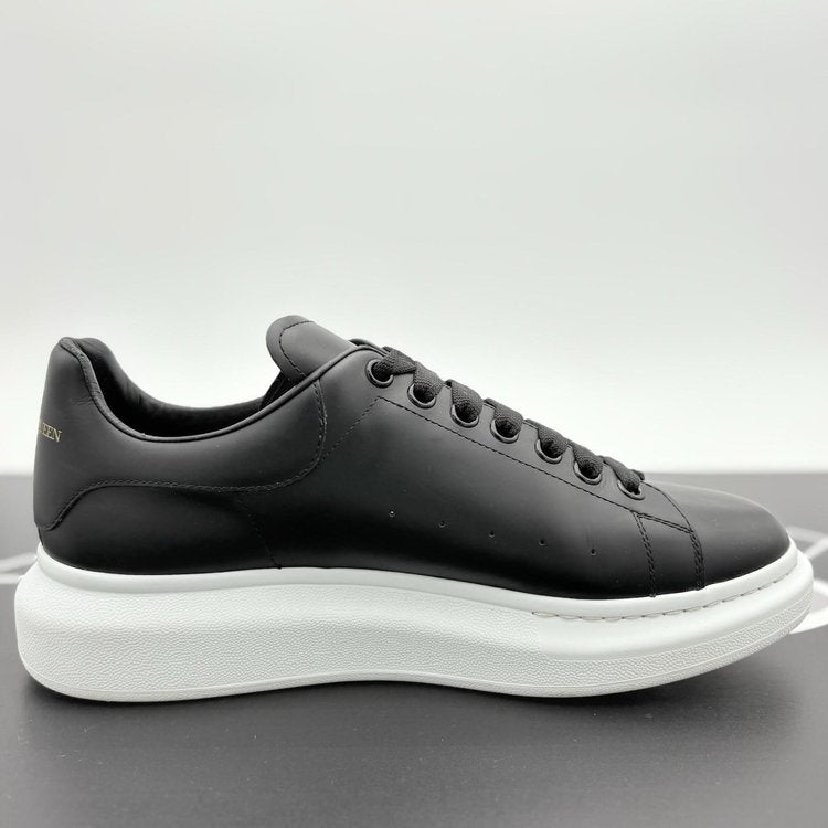 Alexander McQueen Oversized ' Black White ' UK 10.5