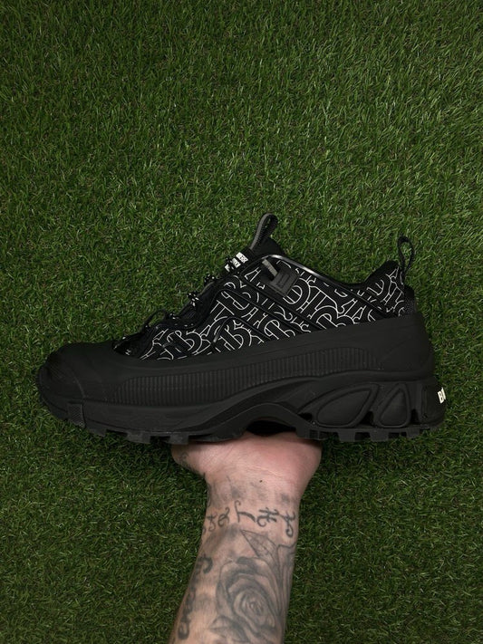Burberry Arthur Low-Top Sneakers Monogram ' Black ' UK 8