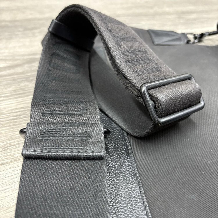 Louis Vuitton Aerogram Take Off Messenger Bag ' Black '