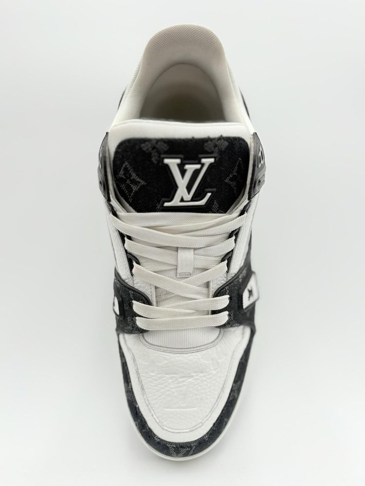 Louis Vuitton Trainer ' Black White ' UK 9