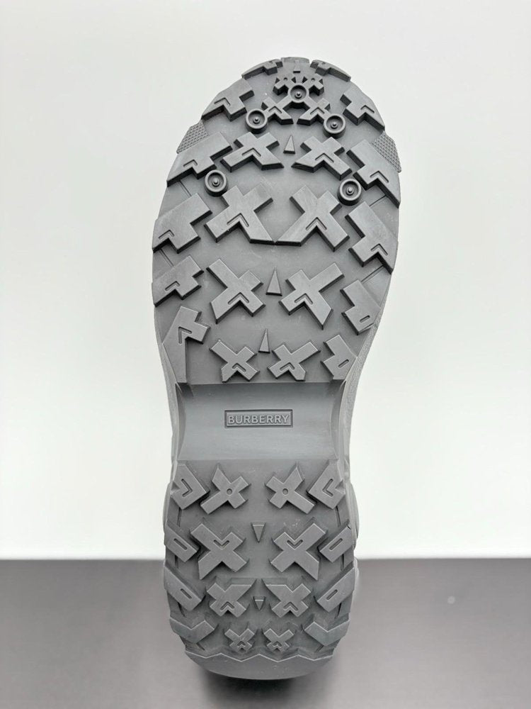 Louis Vuitton Skate ' Sky Blue ' UK 9.5