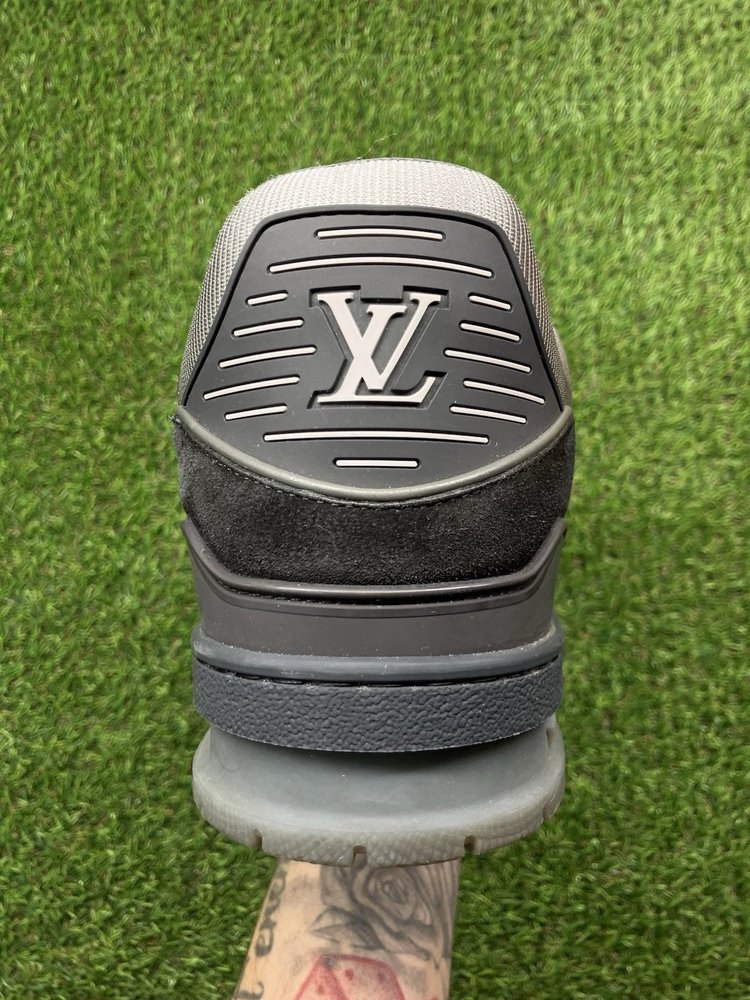 Louis Vuitton Trainer ' Black Gray ' UK 9.5