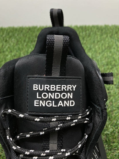 Burberry Arthur Low-Top Sneakers Monogram ' Black ' UK 8