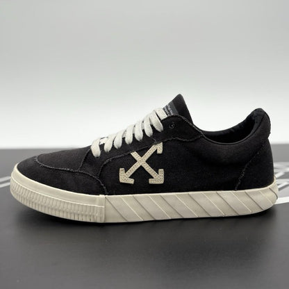 Off-White Vulc Sneaker ' Black White '  UK 10