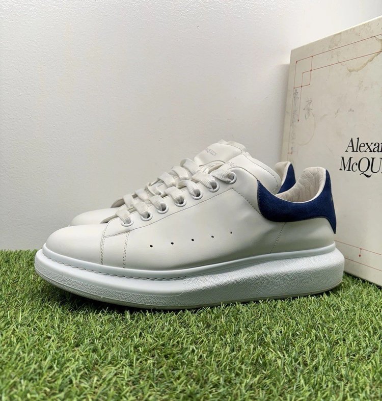 Alexander McQueen Oversized ' White, Blue ' UK 11