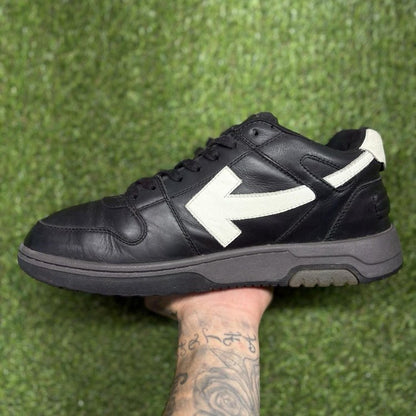 Off-White Out of Office ' Black White '  UK 10