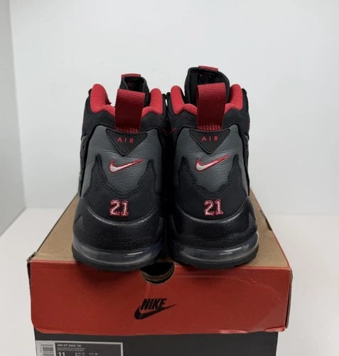 Nike Air DT Max '96 Falcons