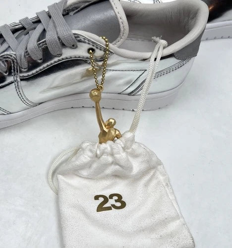 Air Jordan 1 Retro OG Pinnacle Low Metallic Silver UK 7.5