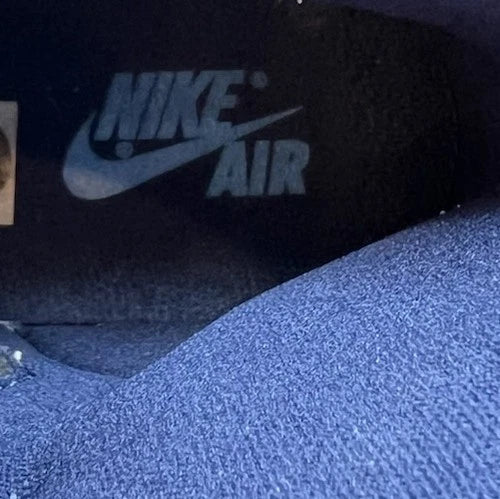 Jordan 1 Retro OG High Obsidian UNC 2019